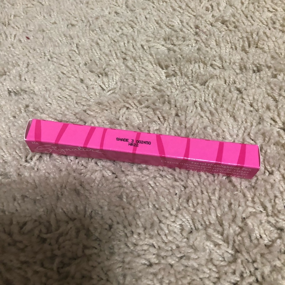 Mary Kay Signature Facial Highlighting Pen Shade 3
